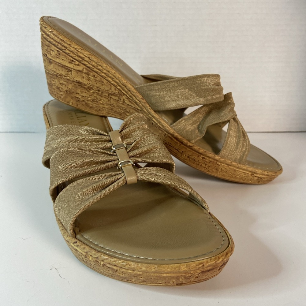 Italian Shoemaker Wedge Sandals Size 9 Beige Faux Cork Stretch Slip On Shoes